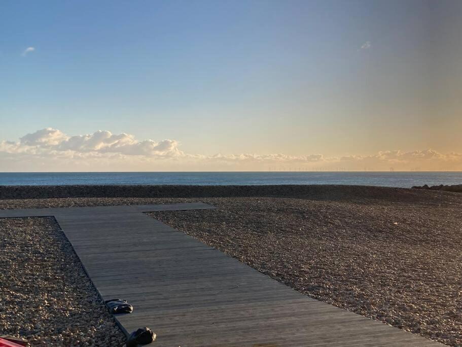 Driftwood By The Sea Appartement Hove Buitenkant foto